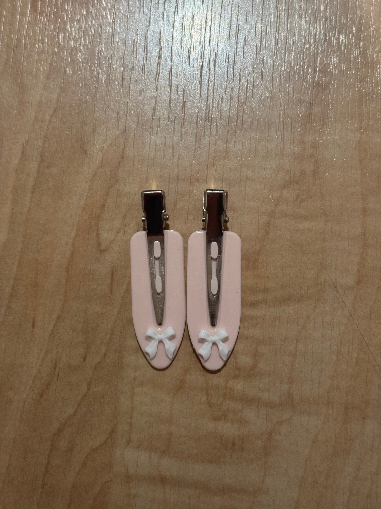 Bow clip